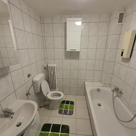 Ferienwohnung Schlossstrasse Essen Exterior photo